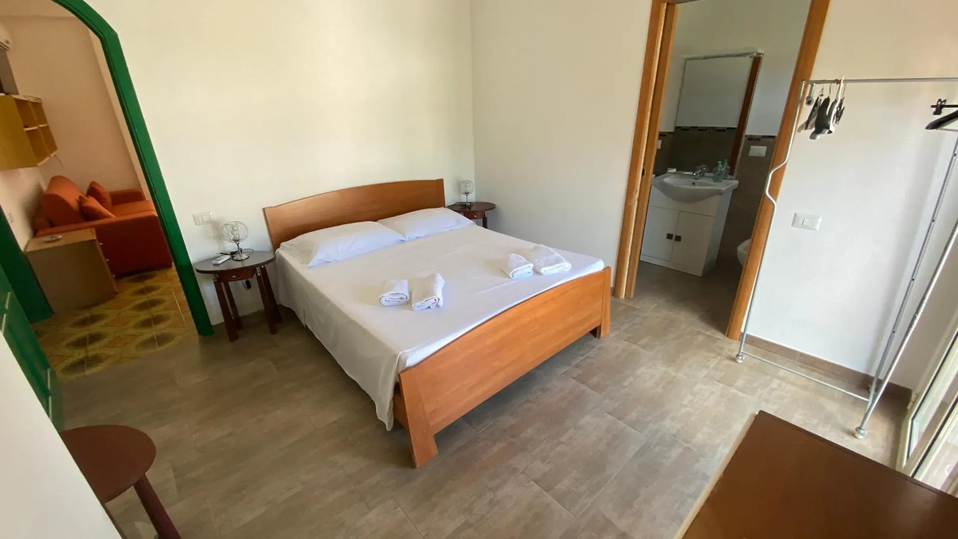 Desymar Inn فونتاني بيانكي